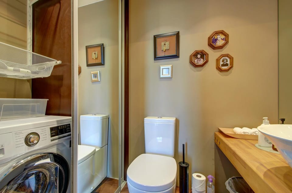 towels, washing machine, dryer