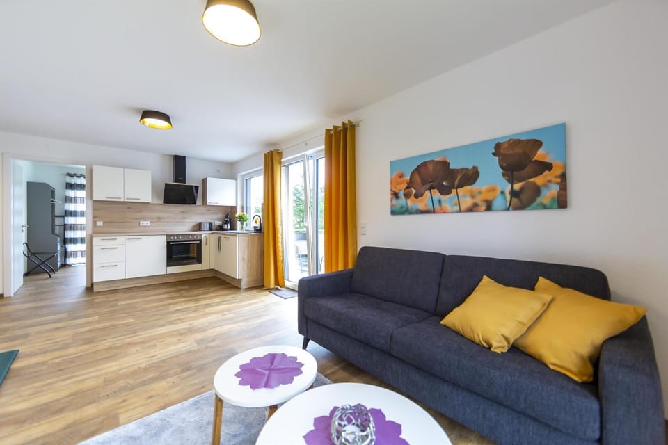 Kitchen or kitchenette, Living room, Seating area