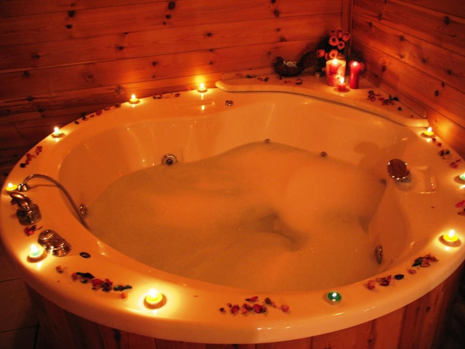 Hot Spring Bath, Hot Tub