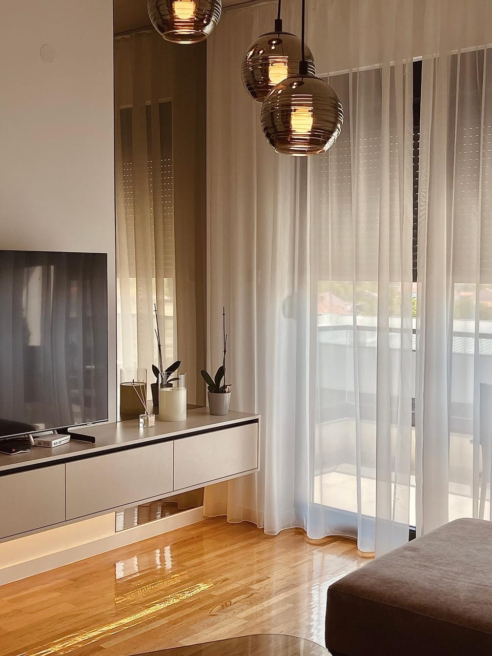 TV and multimedia, Living room