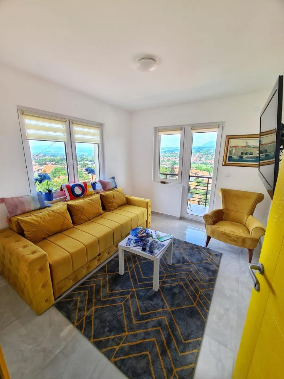 TV and multimedia, Living room