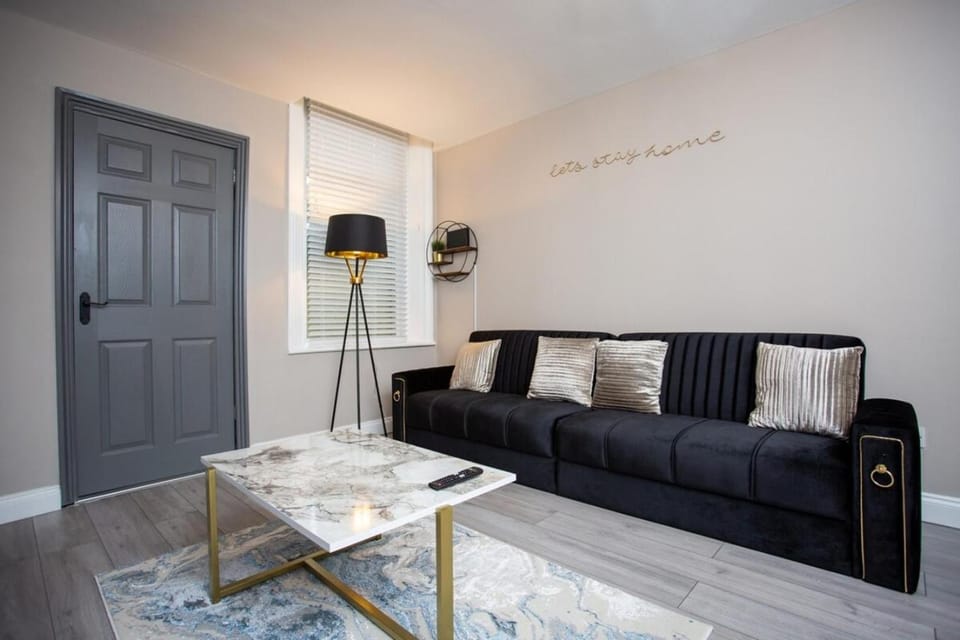 Heart of South Shields Modern Interior 2 Bed Flat Apartment in South Shields