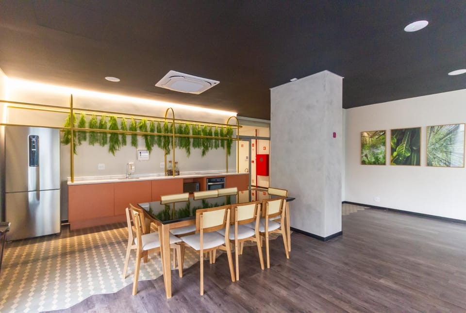 Property building, Seating area