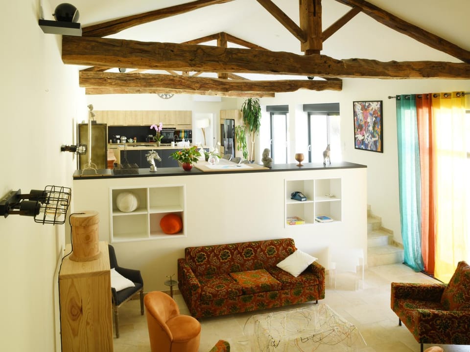 Living room, Seating area