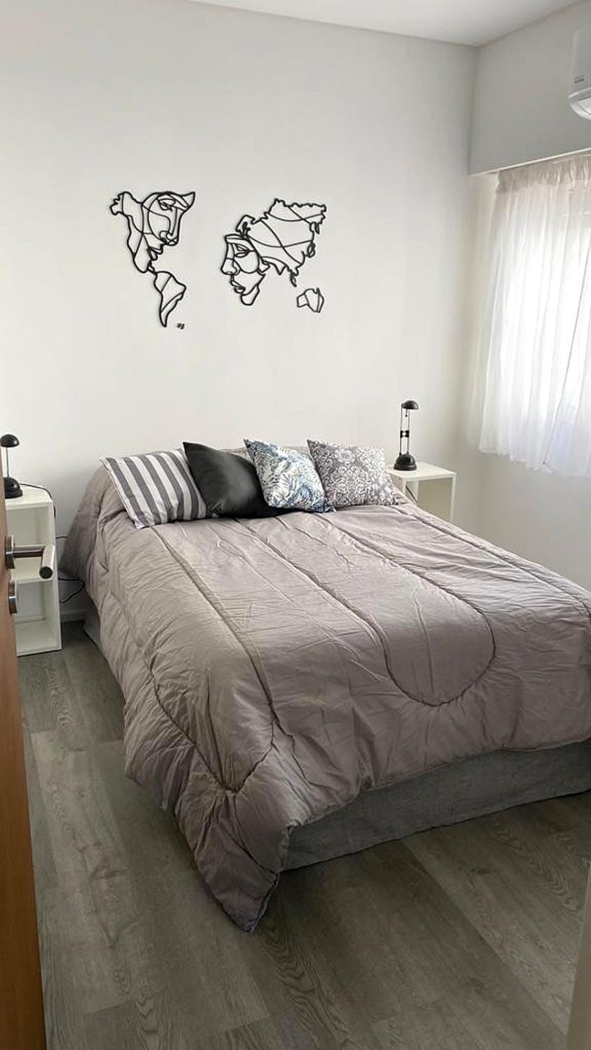 Bed, Bedroom, air conditioner