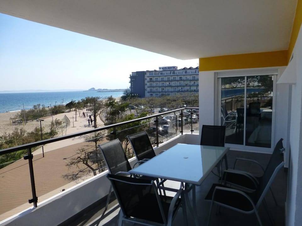 Balcony/Terrace, City view, Sea view