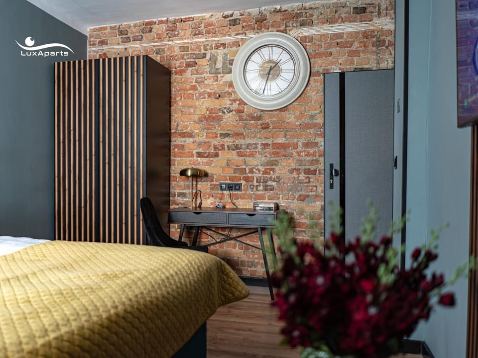 Photo of the whole room, Decorative detail, Bedroom