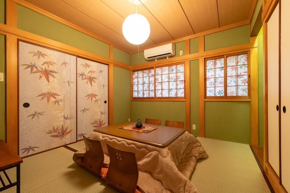 Seating area, Bedroom
