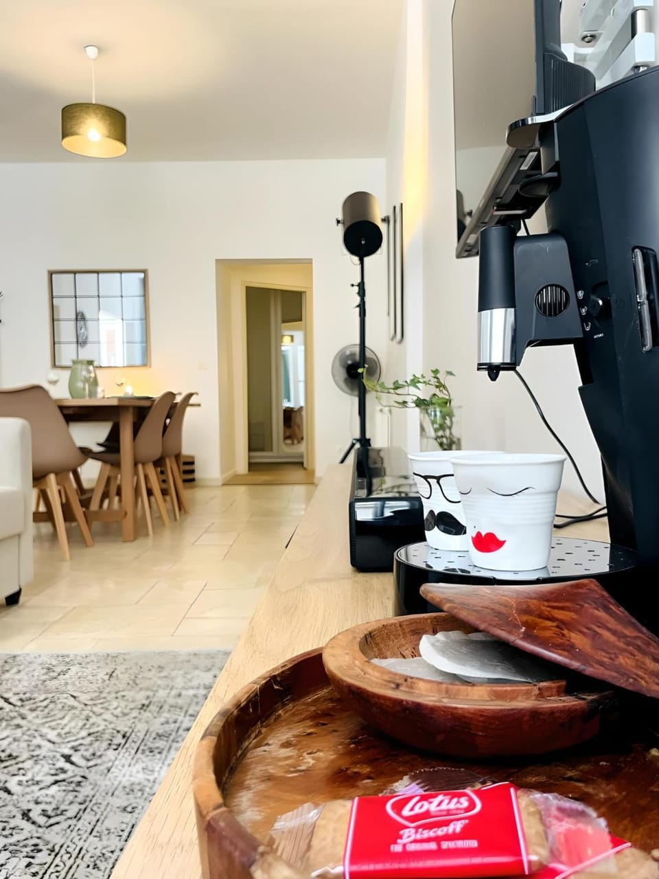 Coffee/tea facilities, Living room, Dining area