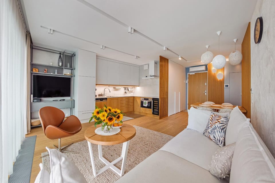 Living room, Photo of the whole room, Seating area