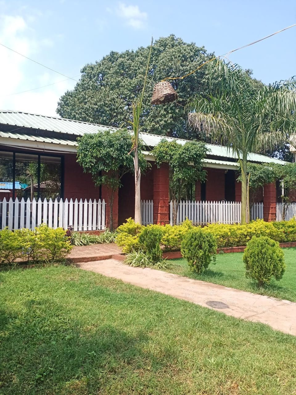 Property building, Natural landscape, Garden view