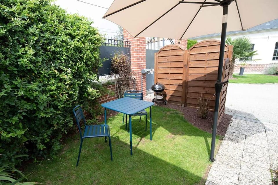 Garden, Balcony/Terrace