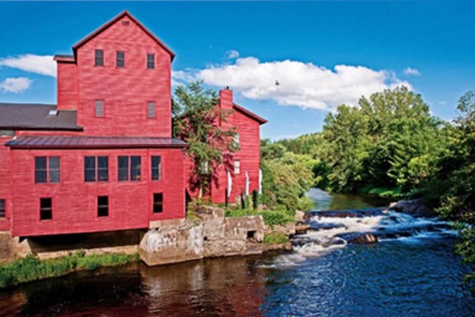 The Barn - Modern Living in Small Town Vermont House in Johnson