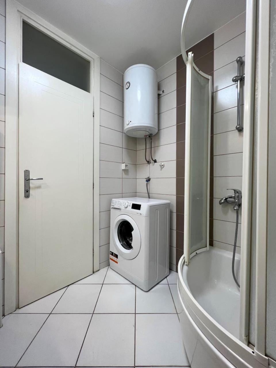 Shower, Bathroom, washing machine