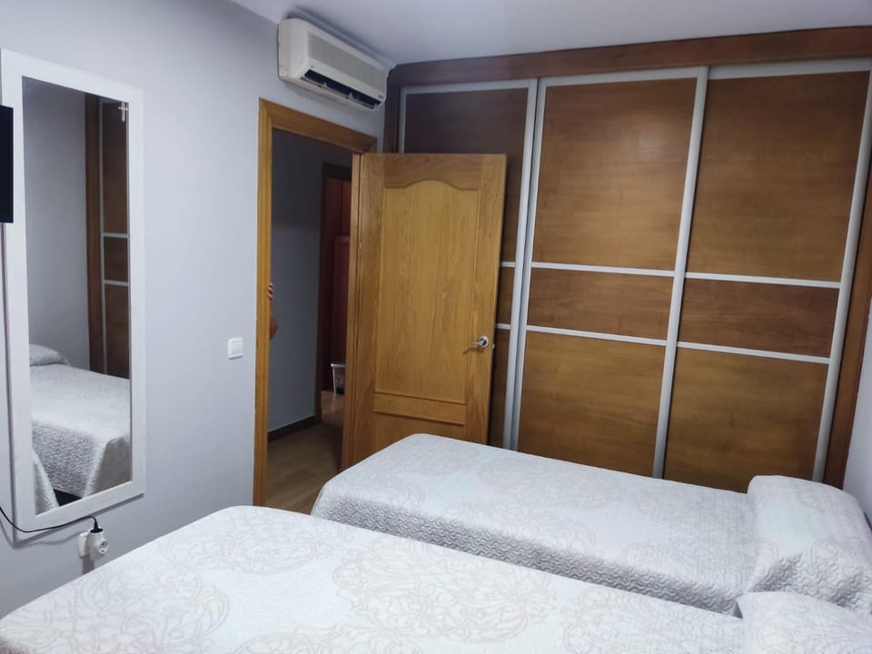 piso 3 habitaciones urbanizacion Apartment in Roquetas de Mar