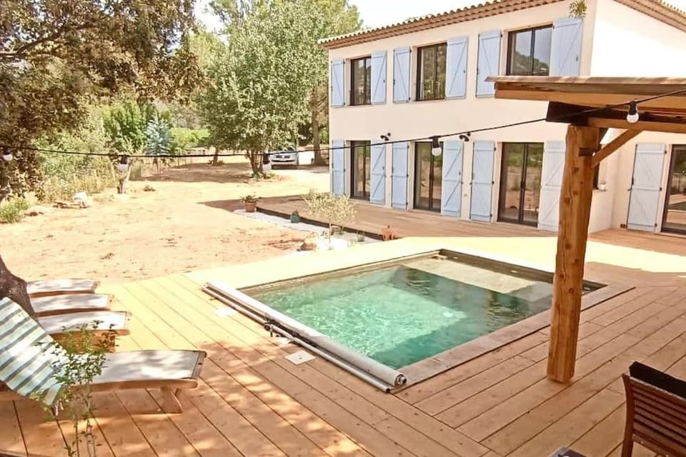 Garden, Swimming pool