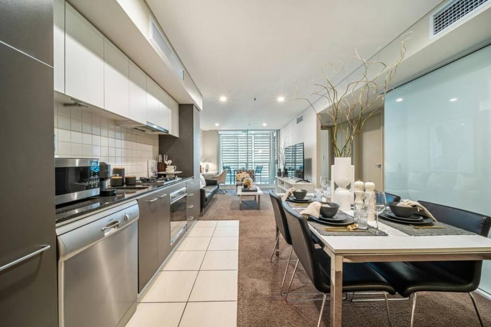 Kitchen or kitchenette, Living room, Dining area
