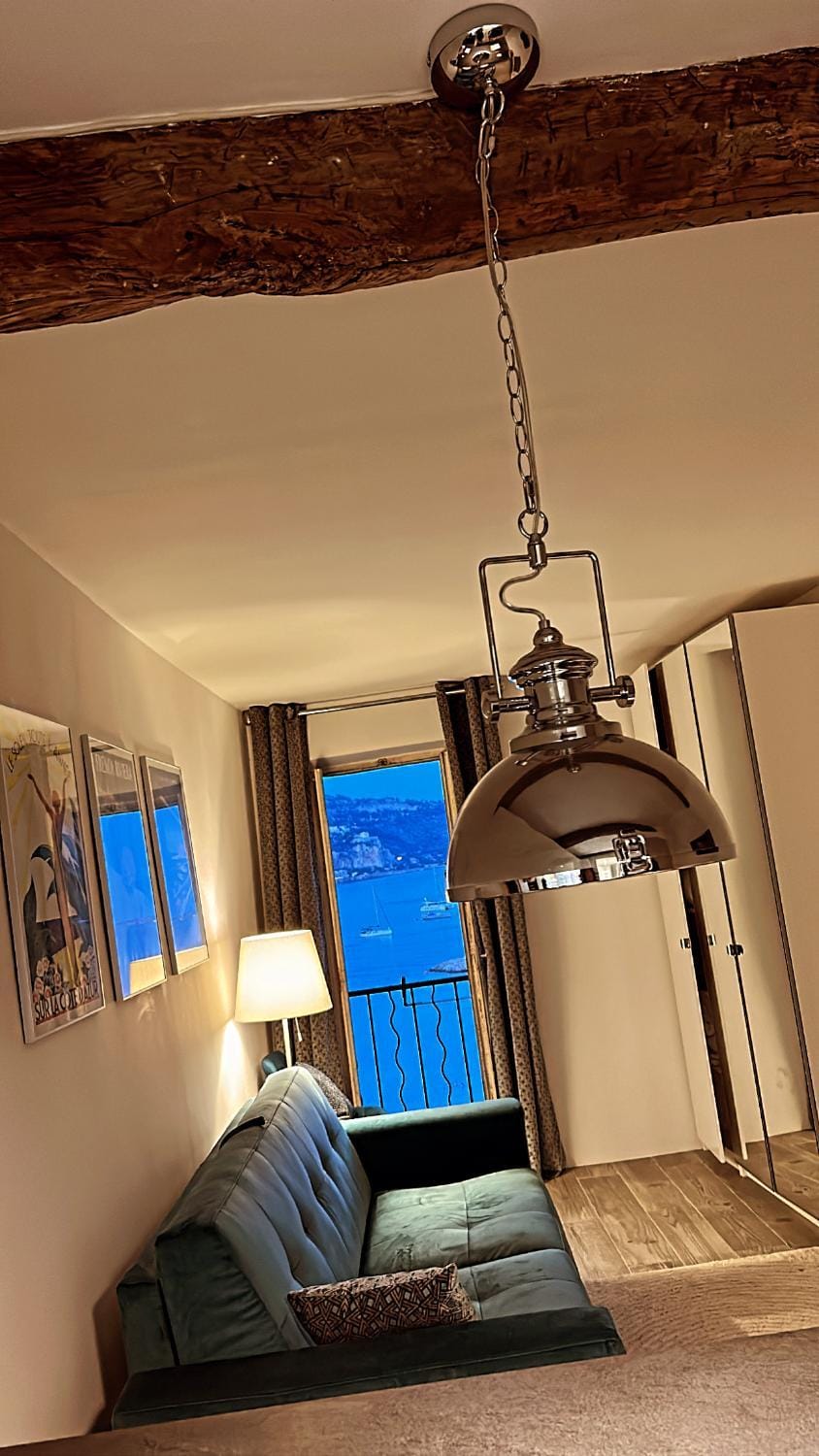 Bed, Living room, Seating area