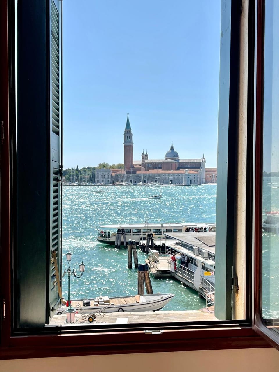 Lake view, River view, Sea view