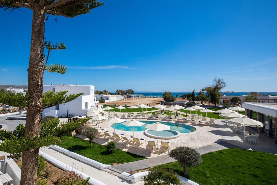 Pool view, Swimming pool, Swimming pool