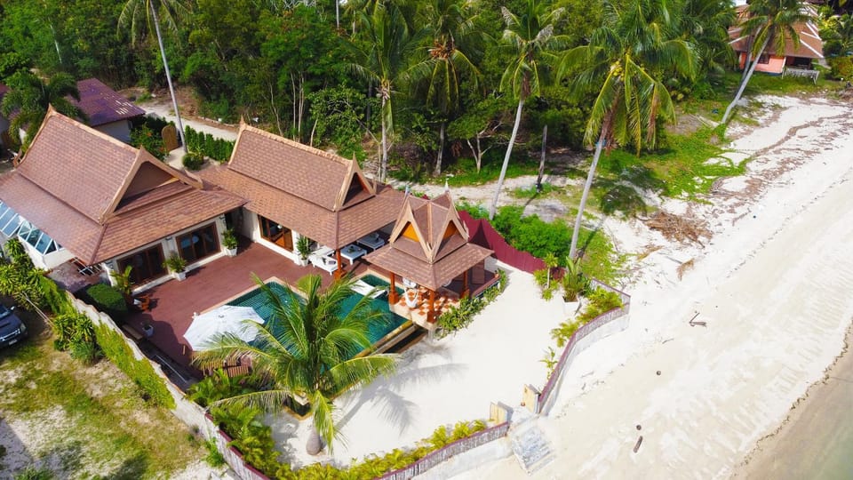 Property building, Bird's eye view, Beach, Sea view