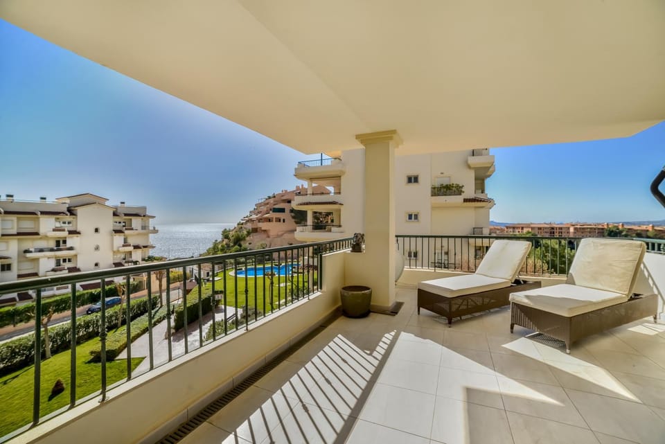 Property building, View (from property/room), Balcony/Terrace, Balcony/Terrace, Pool view