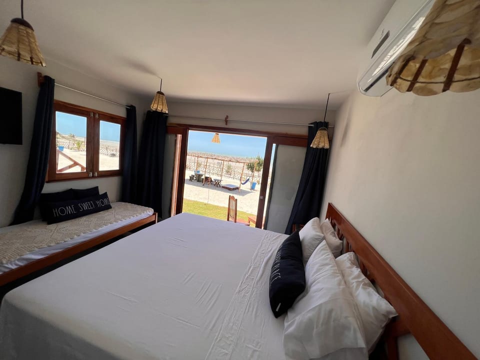 Bed, Bedroom, Sea view