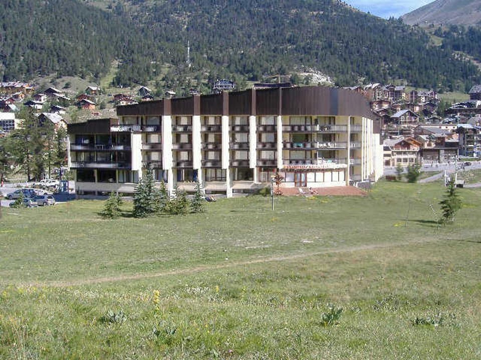 Studio aux pieds des pistes avec parking, Montgenèvre - FR-1-445-194 Apartment in Montgenèvre