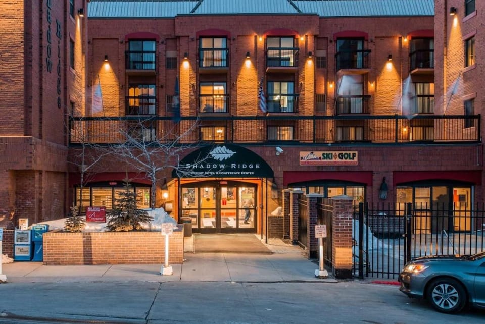 Ski-inski-out Serenity At Shadow Ridge Apartment in Park City