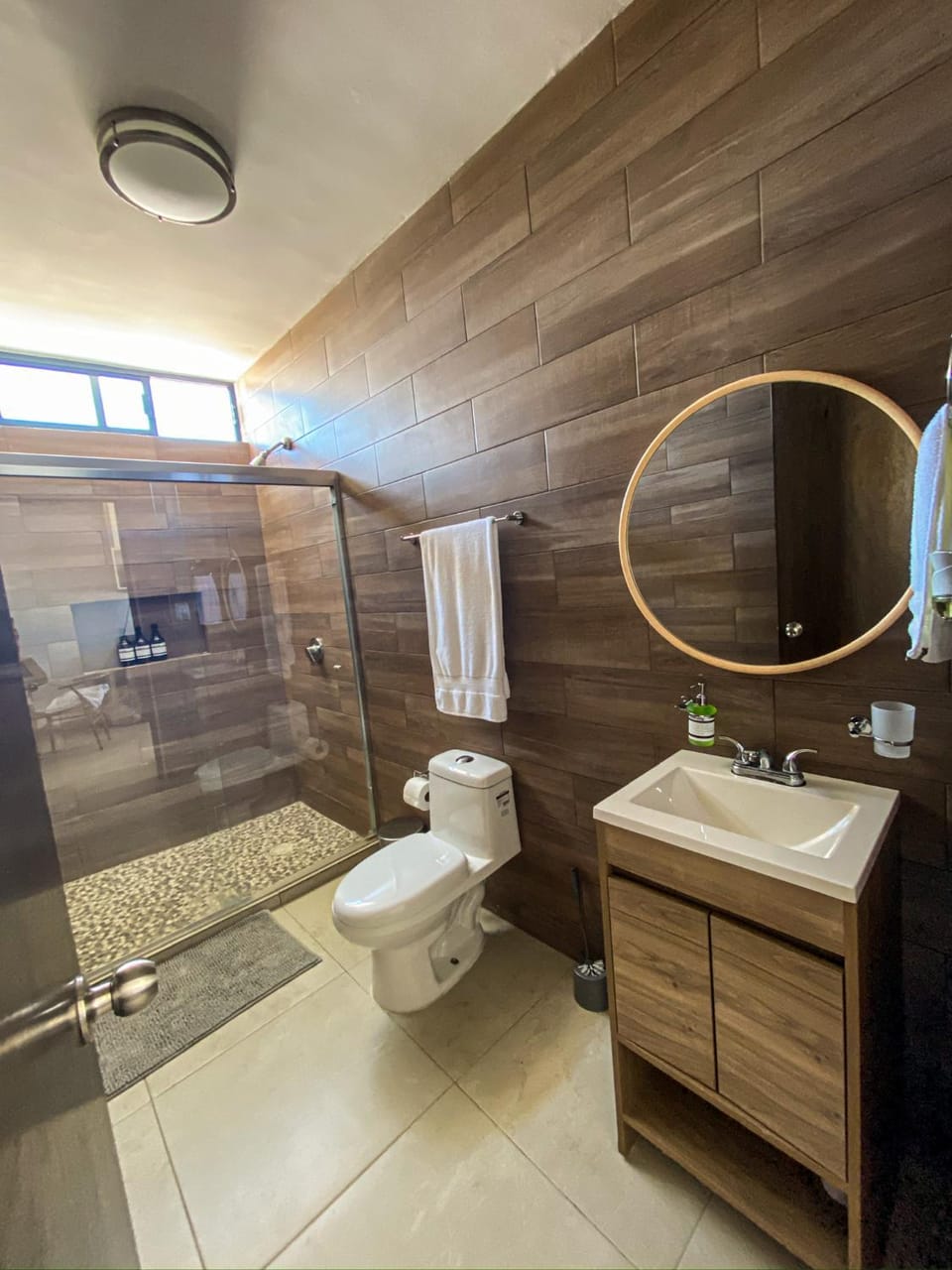Shower, Bathroom, towels