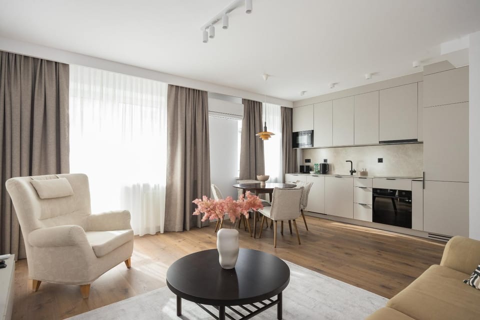 Kitchen or kitchenette, Living room, Seating area, Dining area, pet friendly, stove
