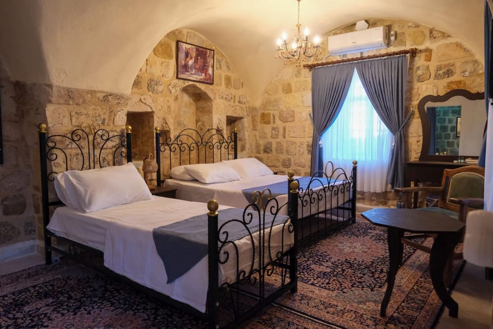 Bed, Photo of the whole room, Seating area, Bedroom