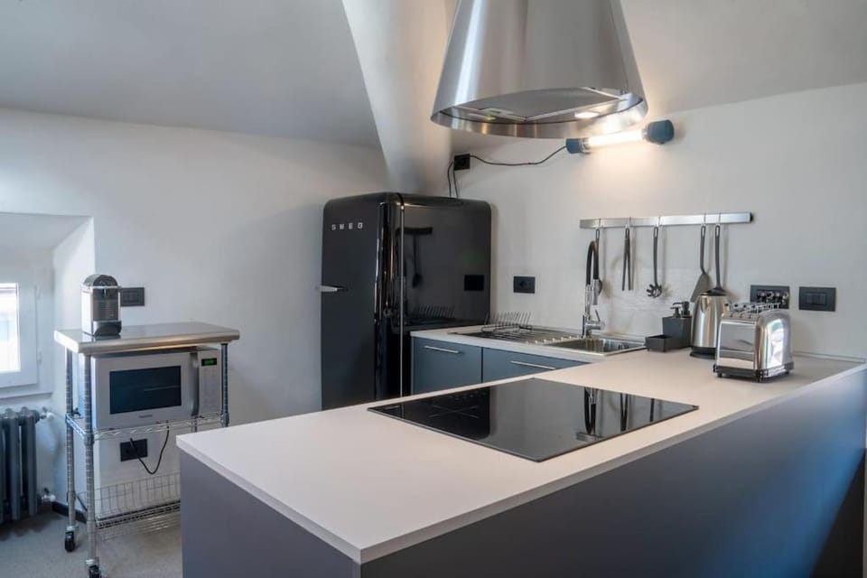 Casa Cometa Designer Attic Menaggio Apartment in Menaggio