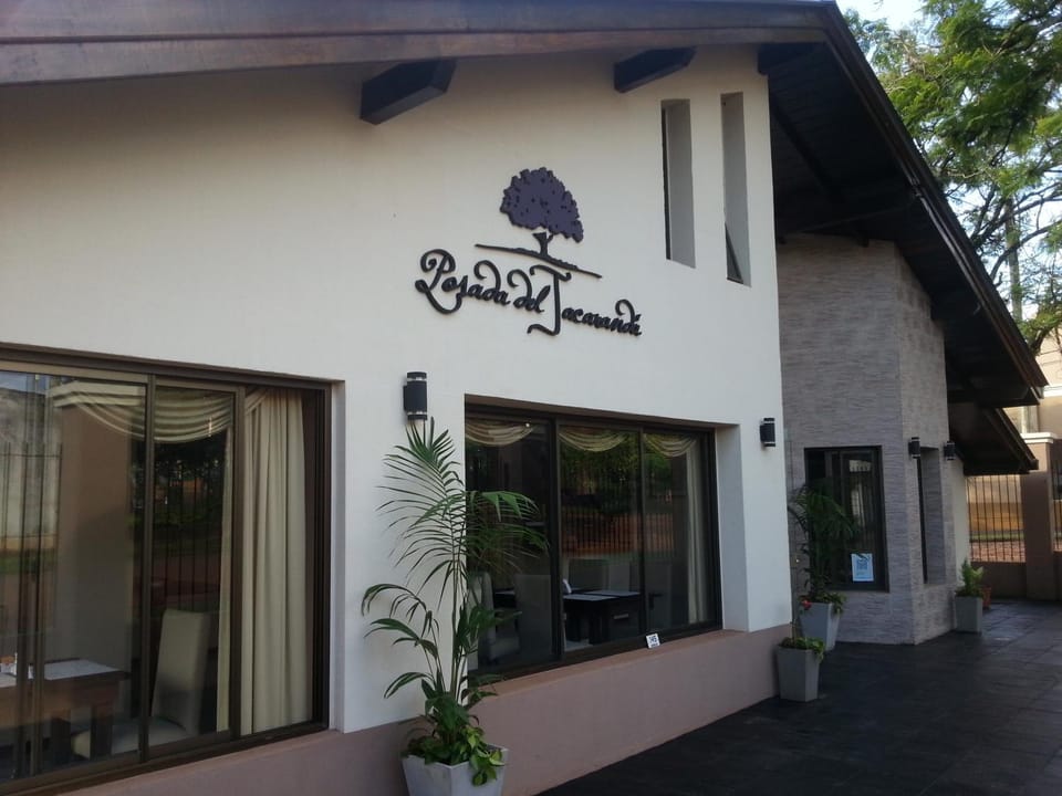 Facade/entrance, Facade/entrance