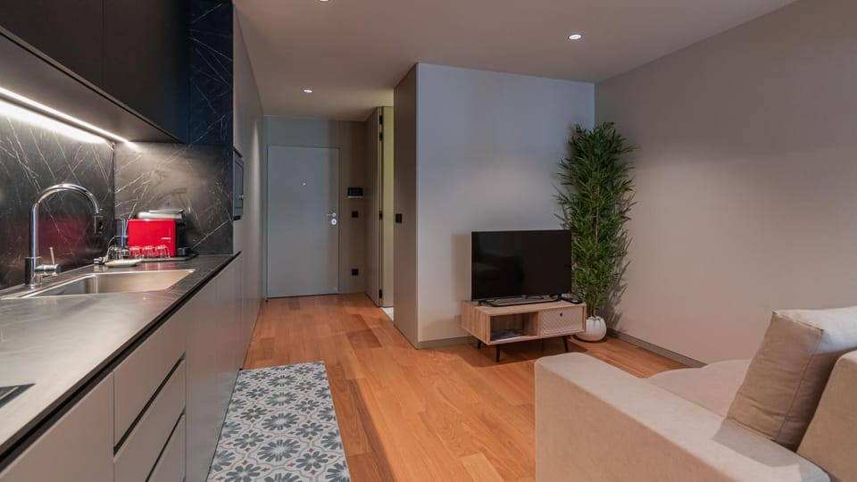 Kitchen or kitchenette, Living room