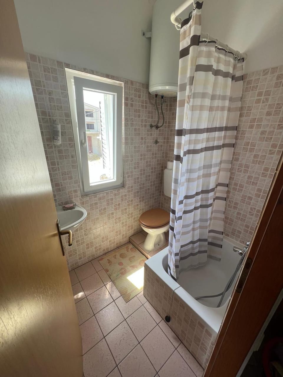 Toilet, Bathroom