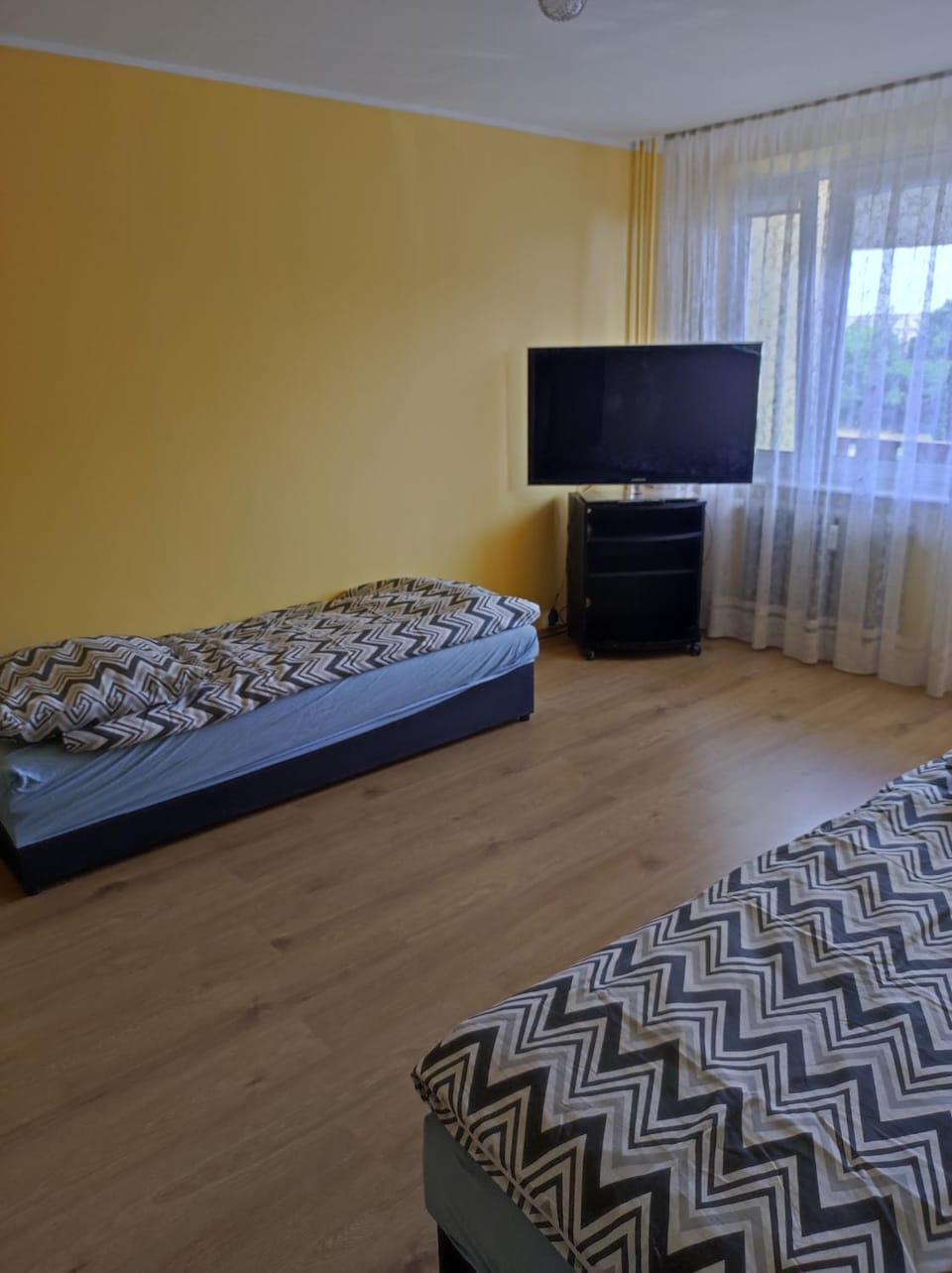 Bed, TV and multimedia