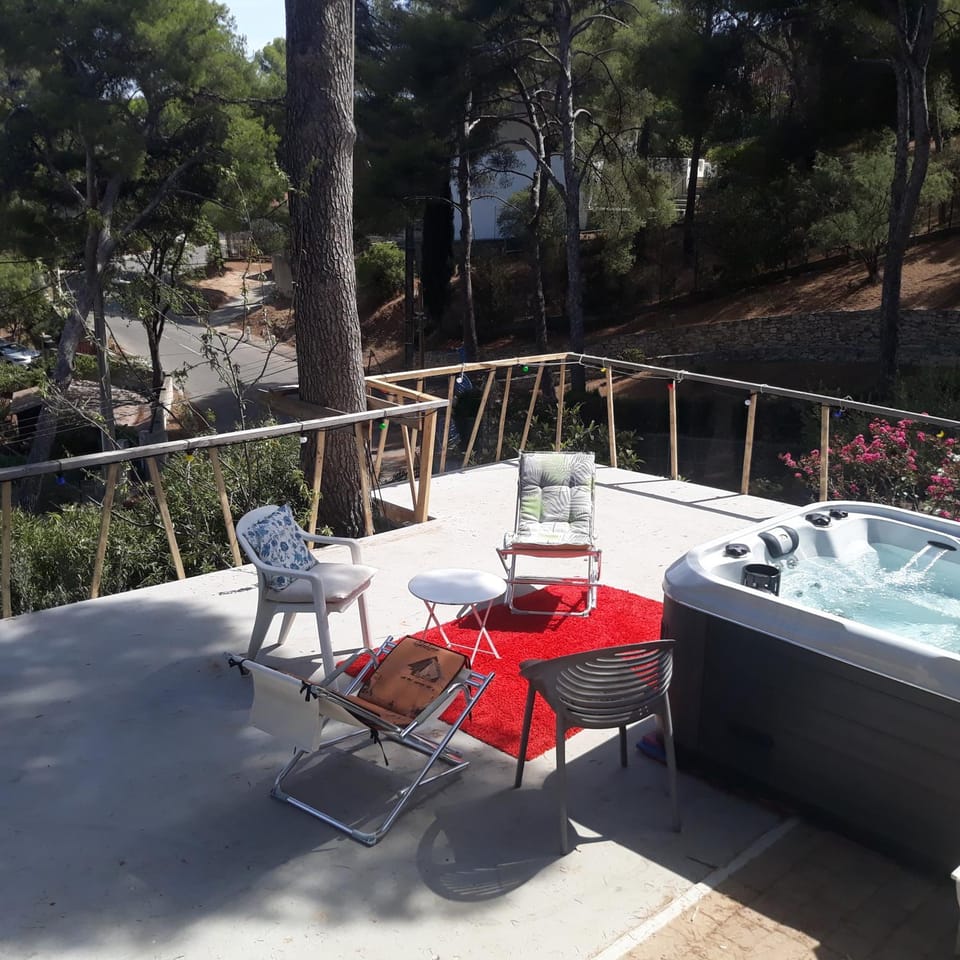 Patio, View (from property/room)