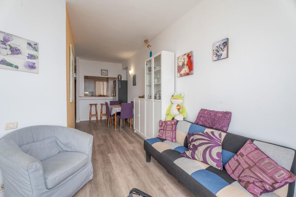 Fantastic 1-bedroom With Sea View Apartment in Playa de las Americas