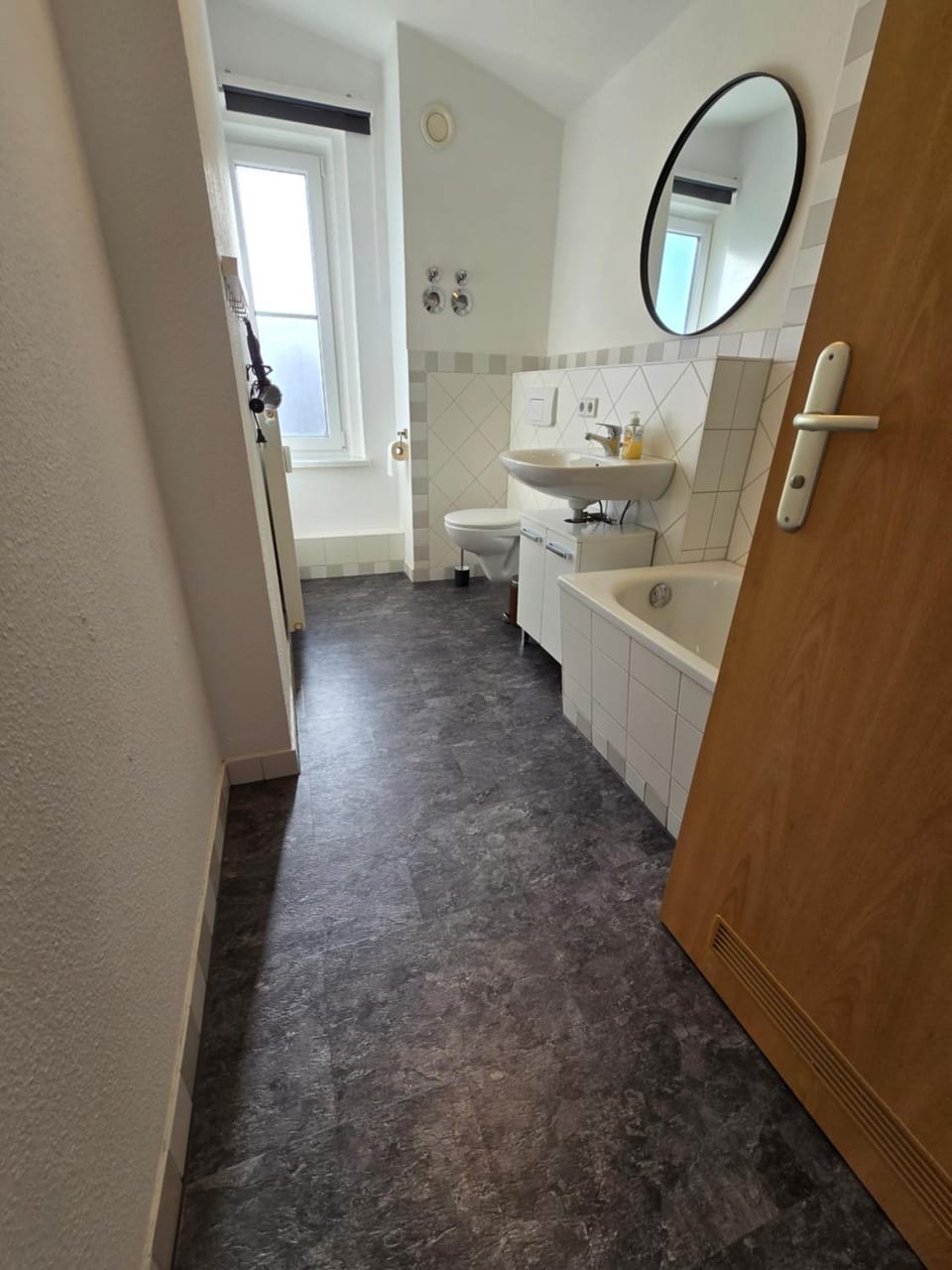 Bathroom, Bath