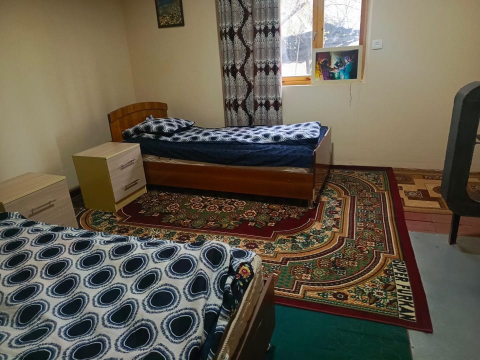 Jumaboy Guesthouse - Transport, Rooms & Hiking Tours Bed and Breakfast in Europe