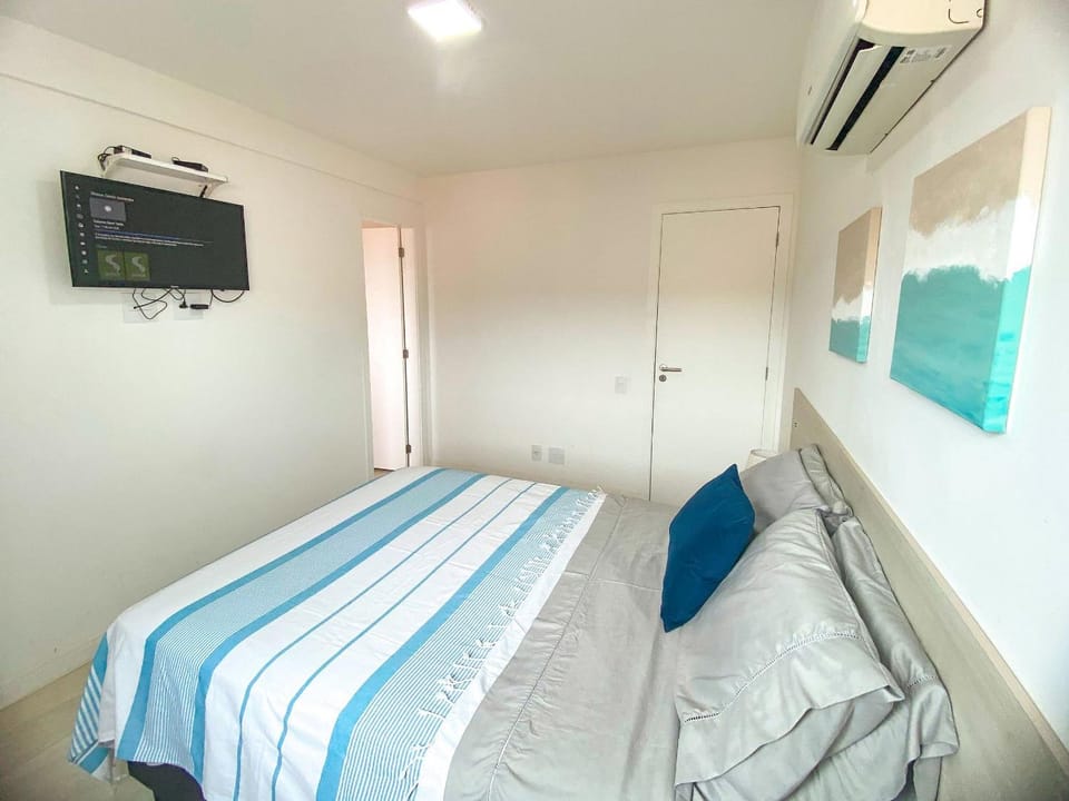 Bed, TV and multimedia