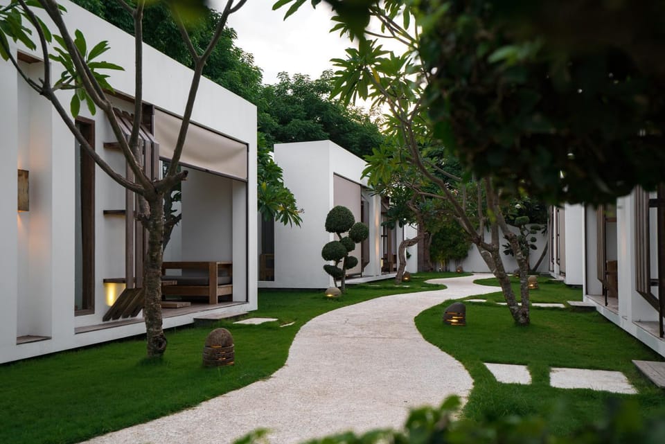 Property building, Garden