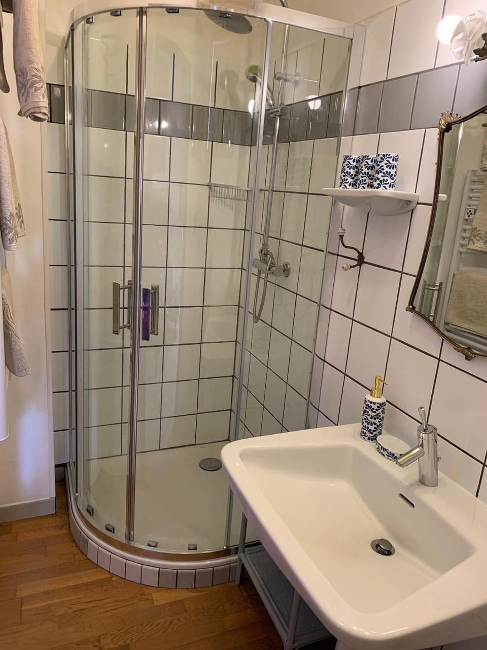 Le Petit Manoir Bed and Breakfast in Normandy