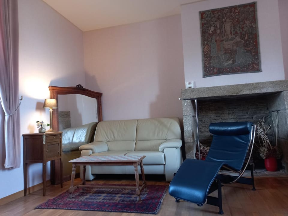 Le Petit Manoir Bed and Breakfast in Normandy