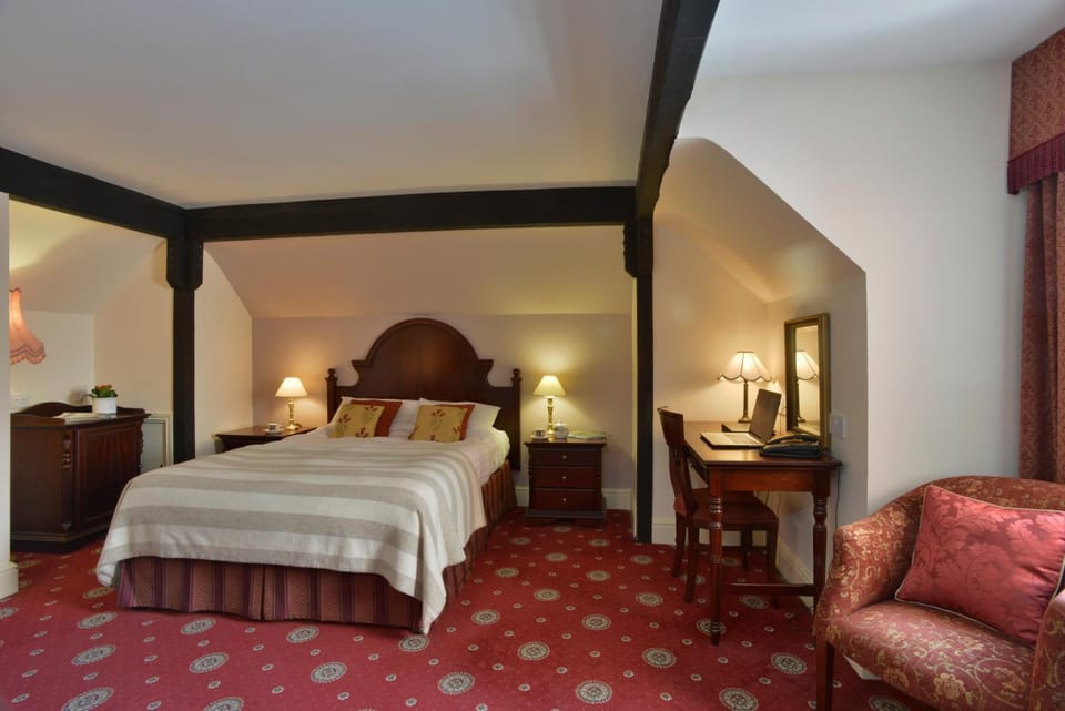 Bed, Photo of the whole room