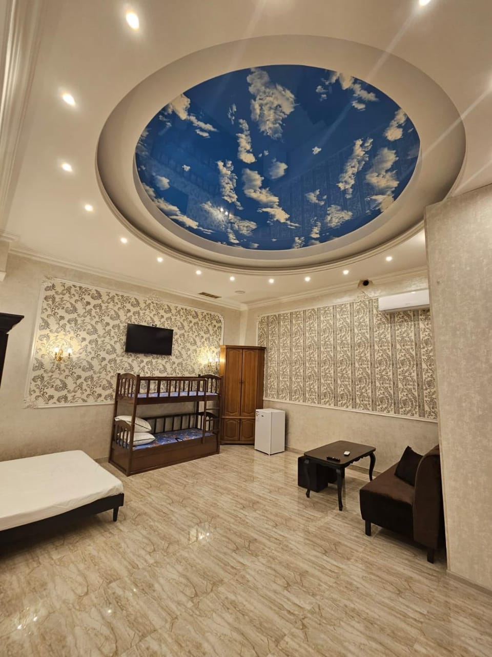 Dostoevsky Hotel Աղ ու Հաց FOOD COURT Hotel in Yerevan