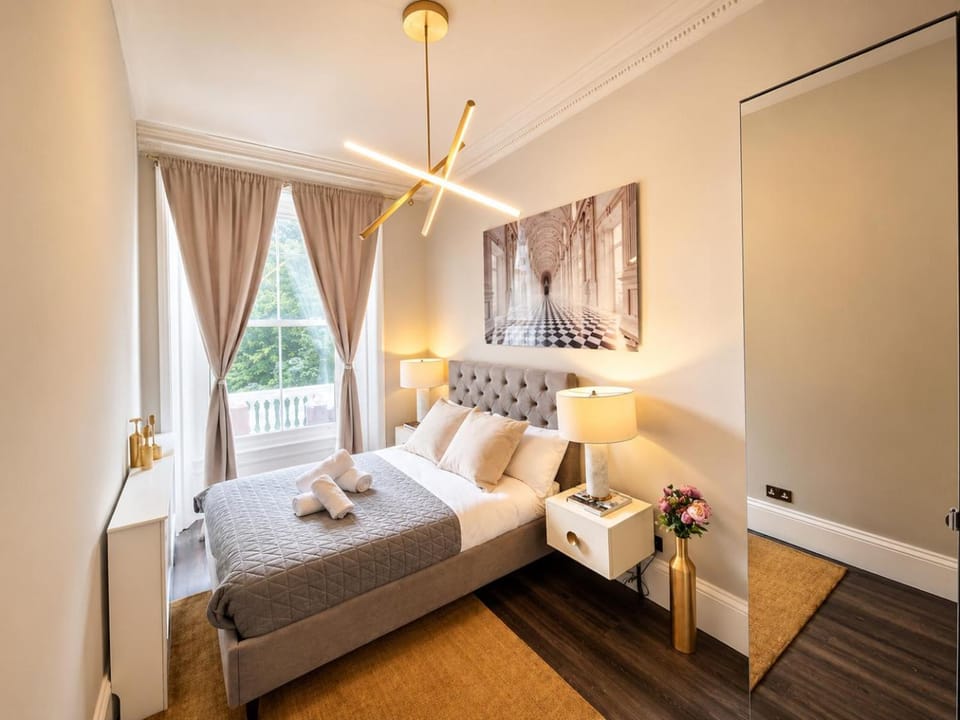 Bed, Bedroom, towels, wardrobe