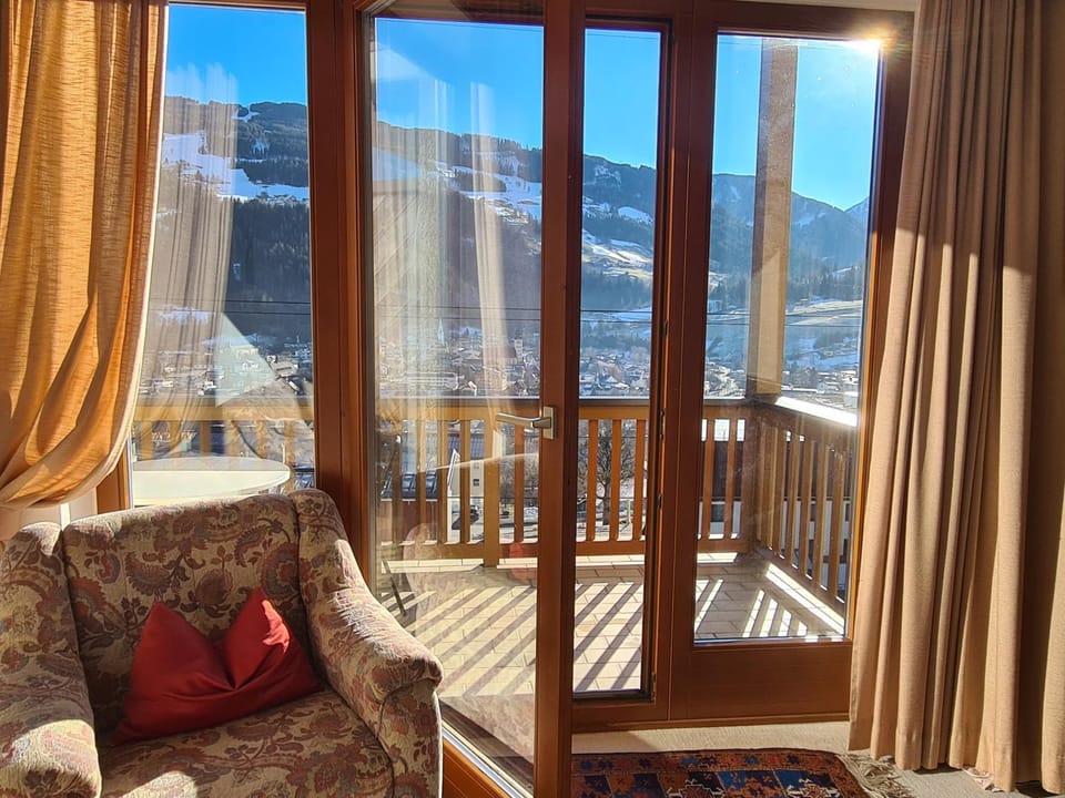 View (from property/room), Mountain view