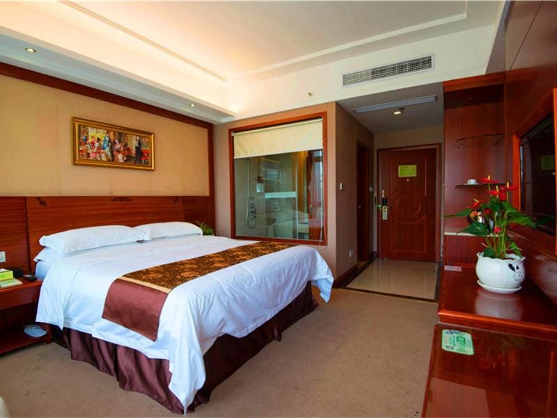 Vienna Hotel Shanghai Pudong Airport Huaxia Road Hotel in Shanghai